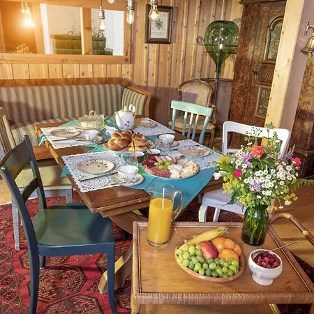 Deheimelig Bed & Breakfast *